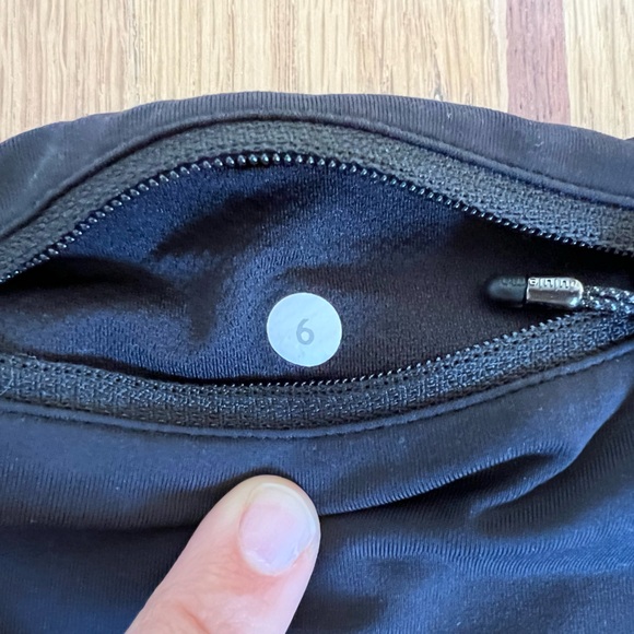 Lululemon Run Times Short - 4 Way stretch_ 4 inseam - Picture 3 of 3